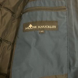 Lightly used moose knuckles Jacket unisex sz Medium.